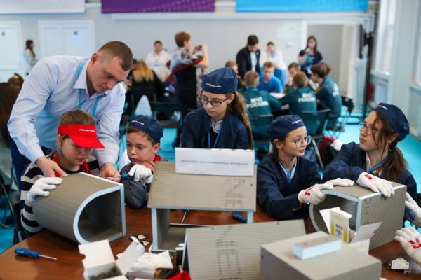 Школьники Самарской области стали участниками проекта "Билет в будущее"