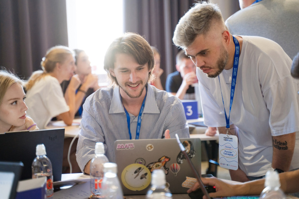 Принимаются заявки: в Самаре пройдет второй хакатон "Креатив на Волге"