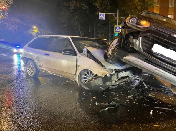 В Самарской области за сутки в ДТП пострадали восемь человек