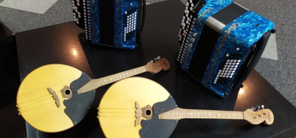 Тольяттинский лицей искусств получил новые музыкальные инструменты 