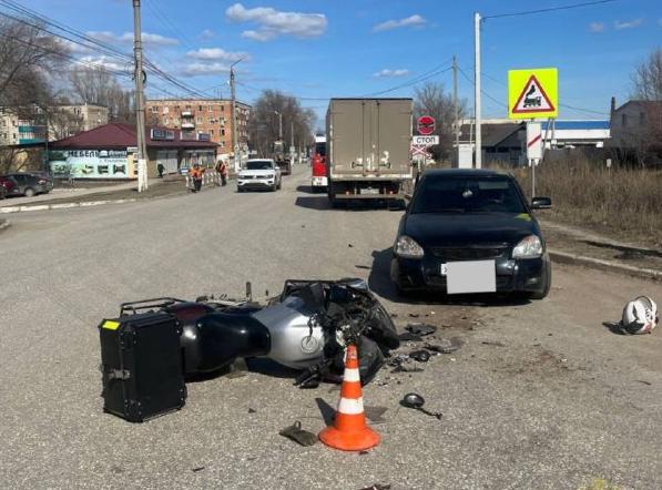 В Чапаевске 26 марта в ДТП пострадал мотоциклист