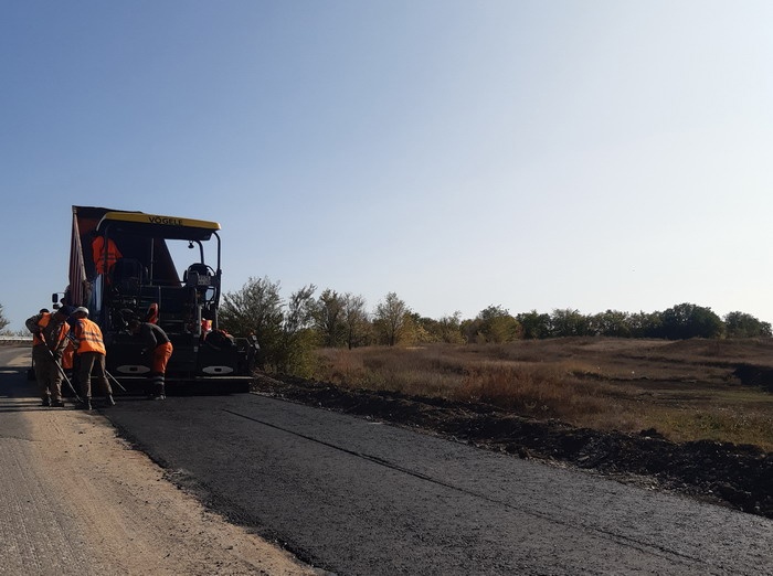 Дороги, образование, новое качество жизни: "партийный десант" побывал в Волжском районе Самарской области