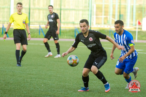 Футбольный клуб "Акрон" разгромил "Волгу" в Кубке России