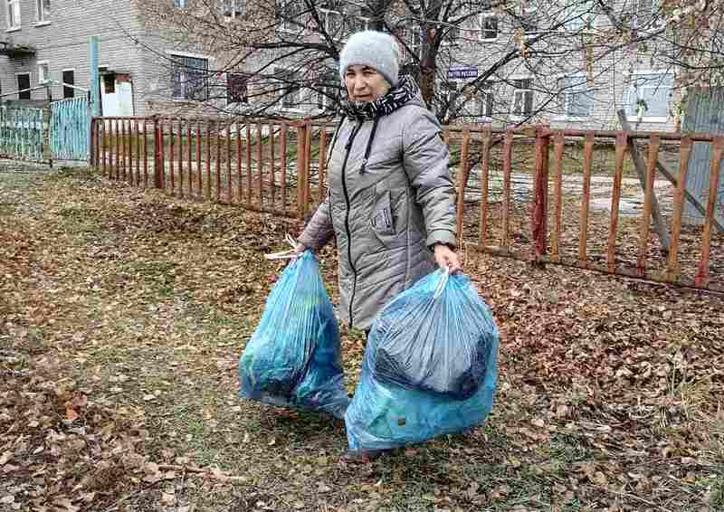 В Исаклинском районе полным ходом идут "генеральные уборки" 