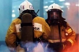 Склад с лакокрасочными материалами в Самаре тушили более 40 пожарных