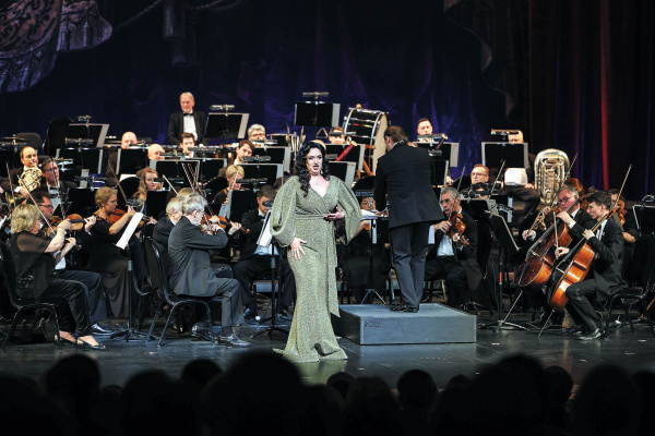 Поддержали традицию: в театре оперы и балета прошли гастроли Большого театра России