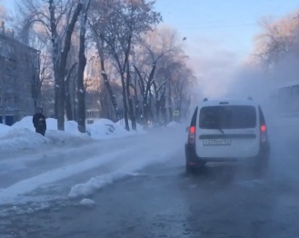 Прокуратура заинтересовалась прорывом водопровода на Зубчаниновском шоссе в Самаре