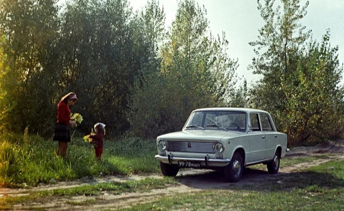 Легендарная "копейка": 51 год назад с конвейера Волжского автомобильного завода сошёл первый серийный автомобиль ВАЗ-2101