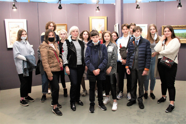 В Самаре продолжает свою работу выставка Никаса Сафронова "Ожившие полотна"