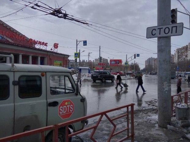 Из-за повреждения кабеля на двух перекрестках Самары не работают светофоры