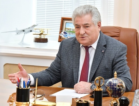 Председатель Самарской губернской думы Геннадий Котельников выразил соболезнования в связи с уходом из жизни Владимира Жириновского