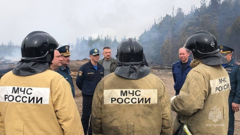 На Урале продолжают расчищать территорию, пострадавшую от крупного пожара