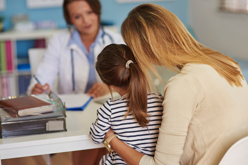 Самарские врачи рекомендуют приводить детей на профосмотры, чтобы вовремя выявить болезни