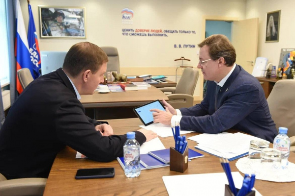 Дмитрий Азаров и Андрей Турчак обсудили создание цифровой платформы Народная программа в Самарской области