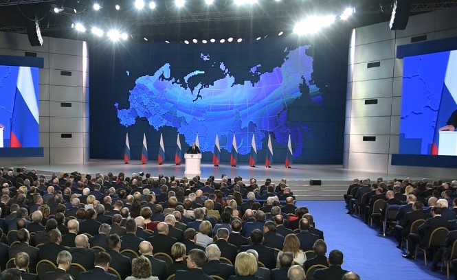 Владимир Путин заявил о регулярном отпуске для военнослужащих - участников СВО и преференциях в карьере
