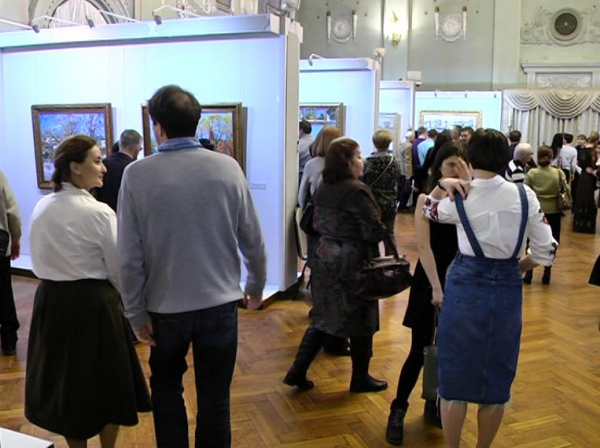 Частный коллекционер выставил в Самаре картины Ивана Комиссарова