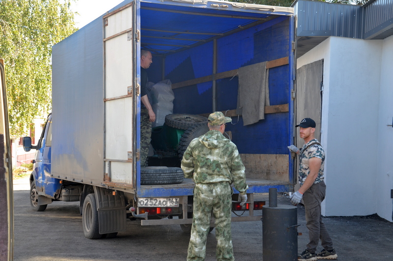 Жители Богатовского района отправили гуманитарный груз участникам СВО 