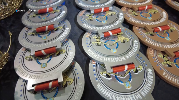 Более 70 бодибилдеров боролись за кубок Самарской области