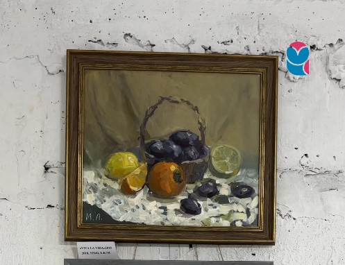 Начинать никогда не поздно: в Самаре проходит выставка писательницы, которая стала художницей