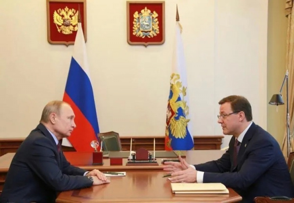 Встреча, положившая начало разностороннему развитию губернии: в день рождения Президента вспоминаем о его визите в Самарскую область  