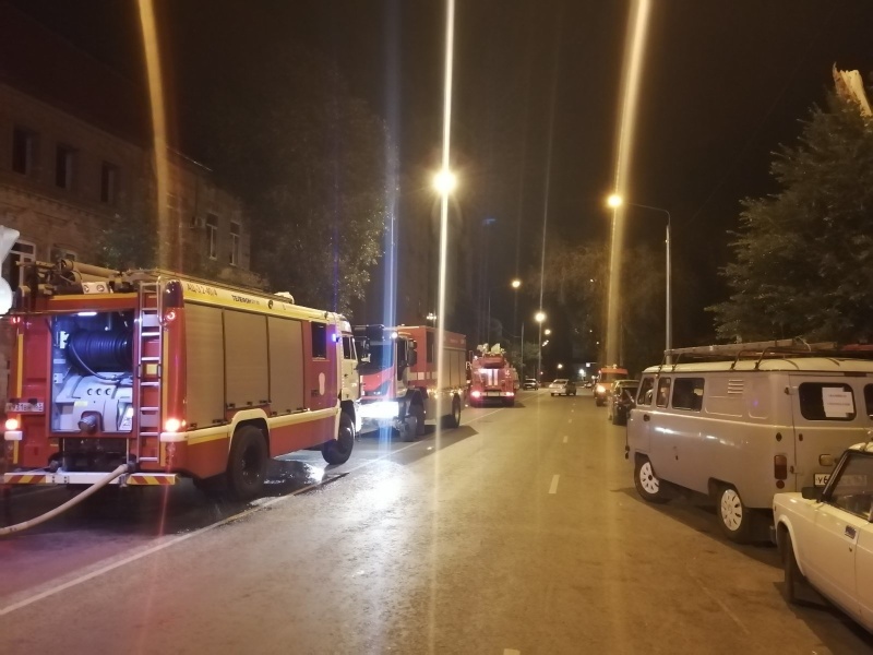 Два человека погибли на ночном пожаре в историческом центре Самары