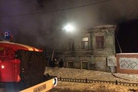 42 человека тушили кровлю жилого дома в Самаре