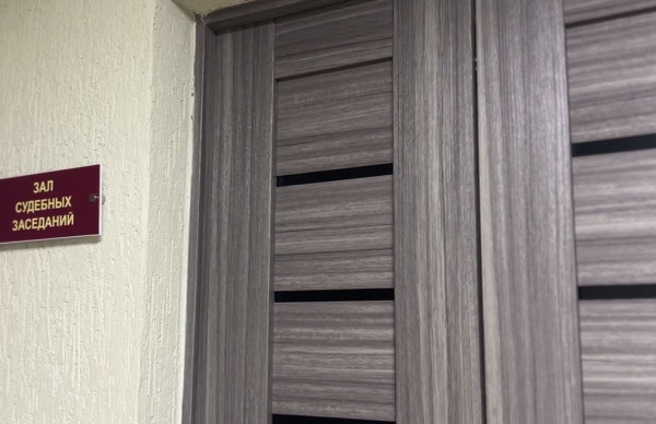 Матушка прихода "потомка царя" старца Зосимы потребовала отстранения судьи: что из этого вышло