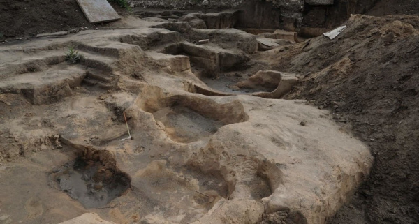 В Кошкинском районе археологи нашли древние золотые украшения