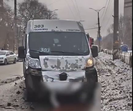 В Тольятти 26 февраля легковушка врезалась в маршрутку № 303