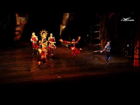 В Самаре соцработникам и волонтерам бесплатно показали балет