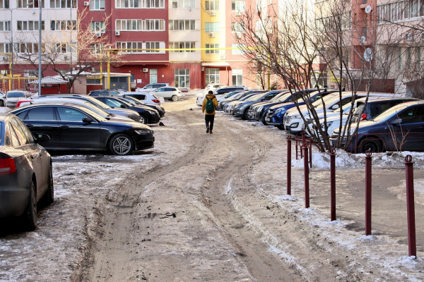 В Самаре могут запретить парковку во дворах в зимний период
