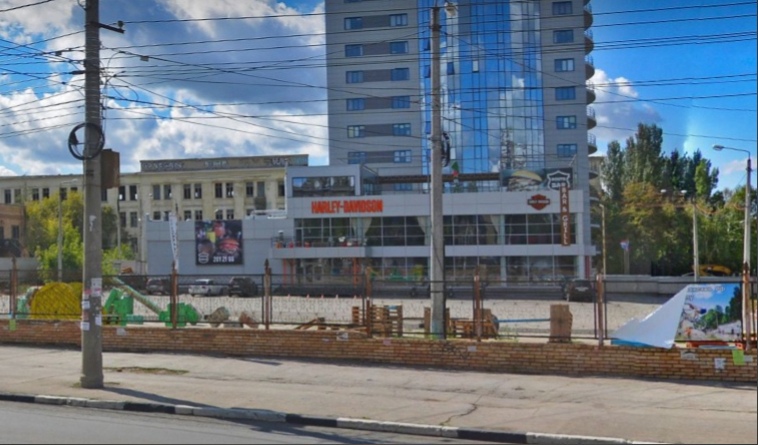 Здание, где находится салон Harley-Davidson в Самаре, выставили на продажу за 150 млн рублей