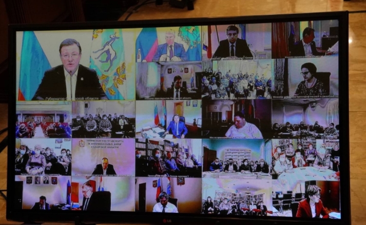 Честный и открытый разговор: губернатор провел встречу со старшими по домам Сызрани, Октябрьска и Сызранского района