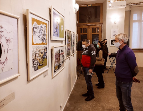 В областном художественном музее открылась выставка самарского карикатуриста Юрия Воскобойникова
