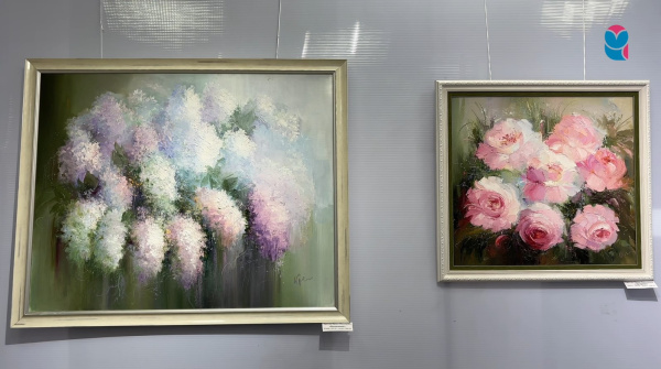 “Цветы дышат”: в Самаре проходит выставка картин Ирины Кретовой