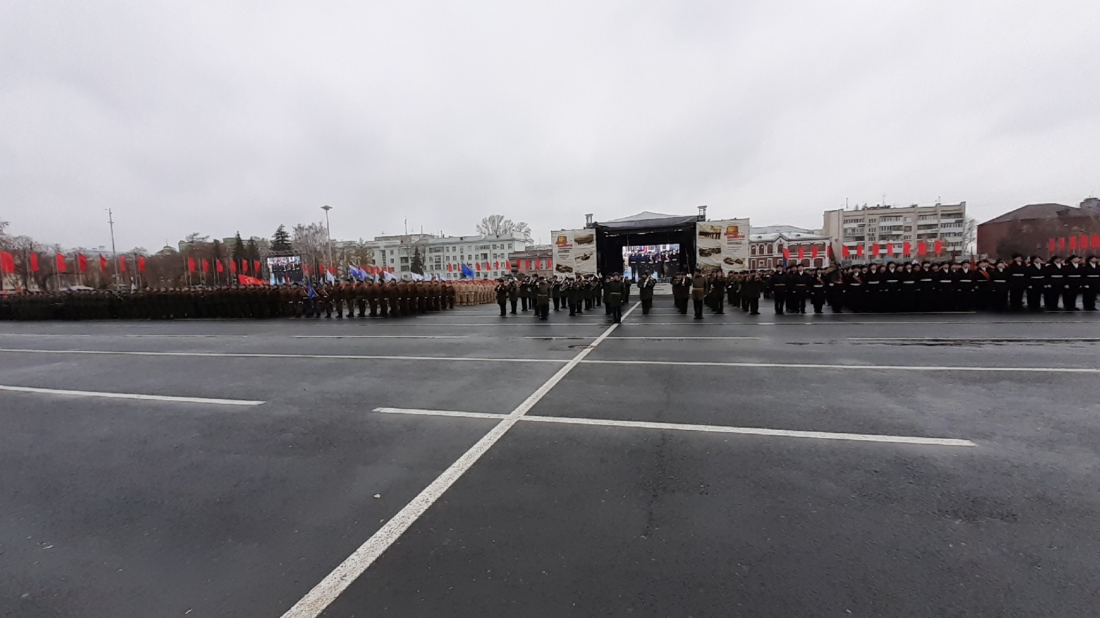 на площади куйбышева сегодня