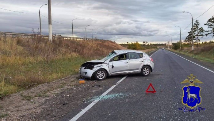 В ДТП на Обводном шоссе в Тольятти пострадали три человека