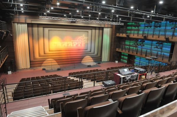 "СамАрт" покажет спектакль "Возвращение" в Санкт-Петербурге