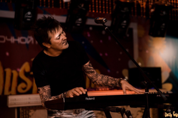 Сооснователь "Руки Вверх!" Алексей Потехин прокомментировал планы Сергея Жукова "собирать стадионы"