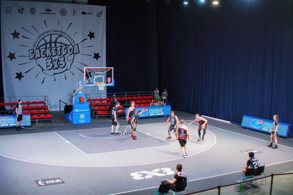 Это лучший турнир по баскетболу в регионе - в Самаре состоялся суперфинал Лиги губернатора Самарской области по баскетболу 33