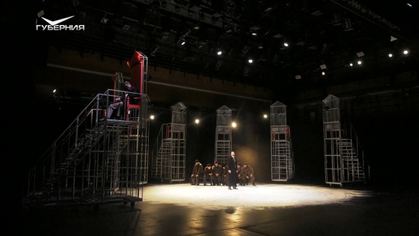 В "СамАрте" представили спектакль по мотивам последнего романа Льва Толстого