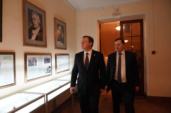 Губернатор Дмитрий Азаров принял участие в торжествах Российской академии музыки имени Гнесиных 