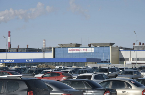 Президент АВТОВАЗа заявил о готовности выпустить Lada Niva Legend до 2027 года