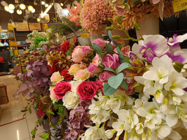 Любовный гороскоп на 27 октября 2024 года: что обещают астрологи