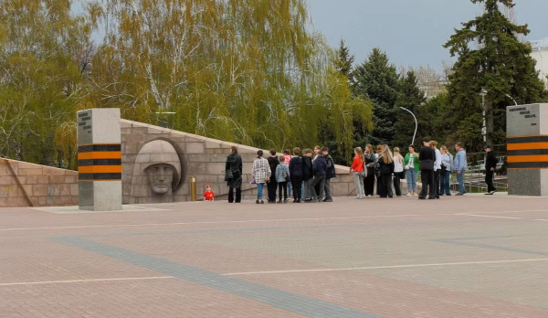 В Самаре юные гиды провели экскурсию "Куйбышев. Память военных лет" для школьников