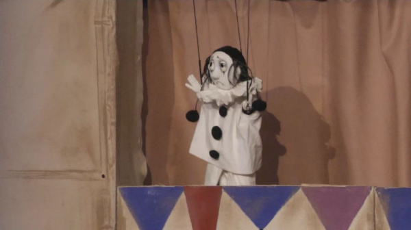 120 детей, оказавшихся в трудной жизненной ситуации, посетили Самарский театр кукол