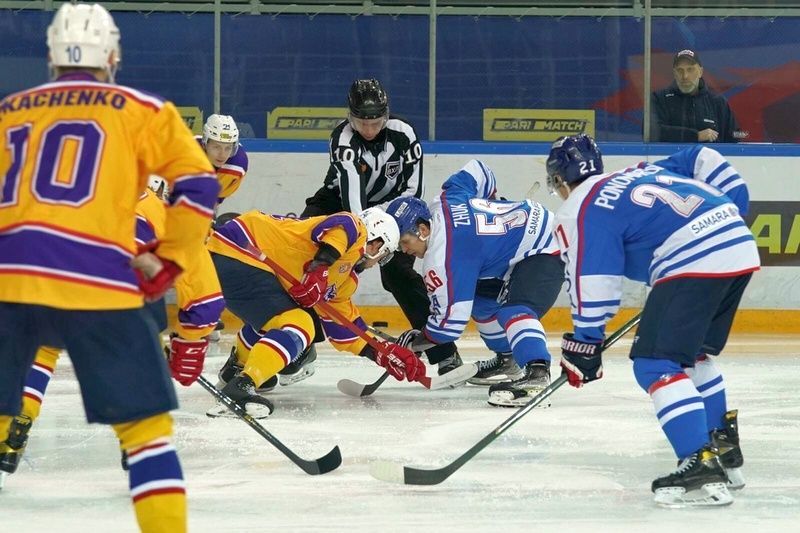 Чемпион Казахстана перешел в хоккейную "Ладу" 