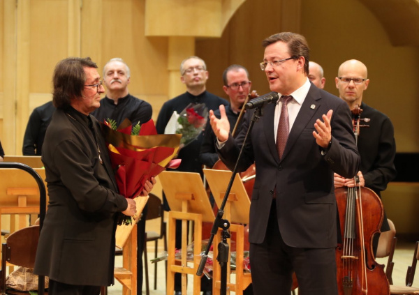 Дмитрий Азаров посетил концерт коллектива "Солисты Москвы" под управлением Юрия Башмета 