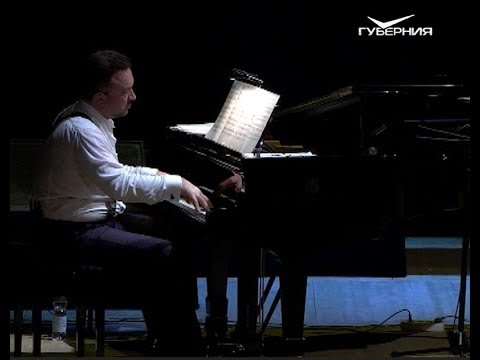 В Самарской филармонии выступил заслуженный артист России Сергей Жилин