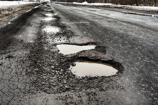 В Самаре названы улицы, где в ночь с 14 на 15 марта пройдет аварийно-ямочный ремонт дорог 